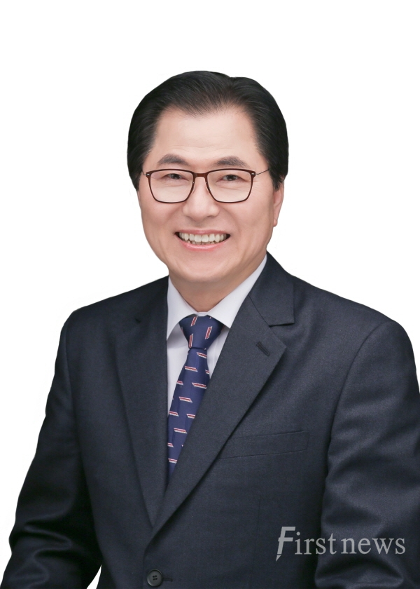 신우철 완도군수