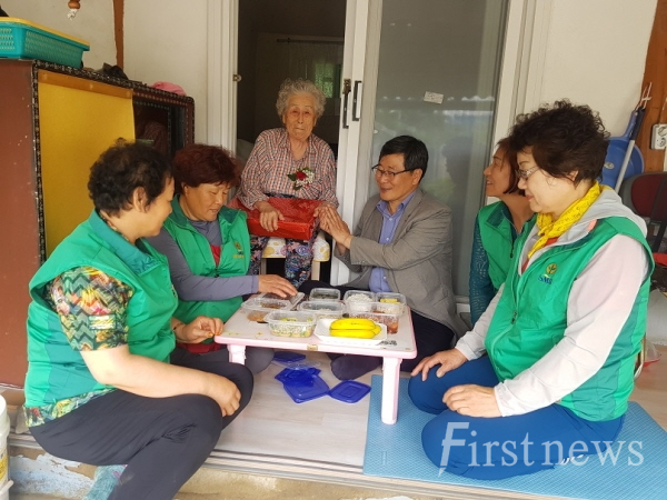 장흥읍 부녀회원들의 선행봉사