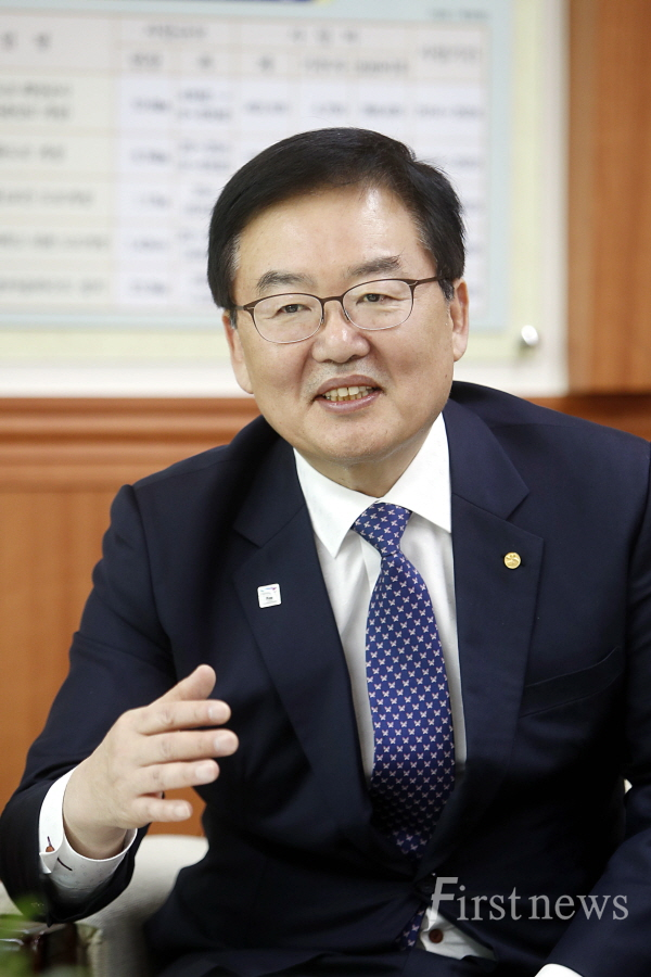 문인 광주북구 청장