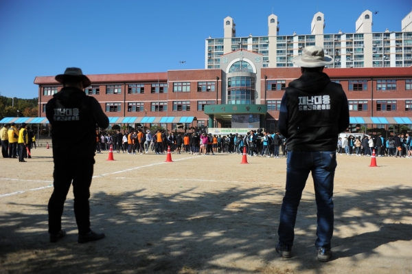 사진 : 재난대응 드론긴급운용팀이 안전한국 지진대피훈련 참가 모습