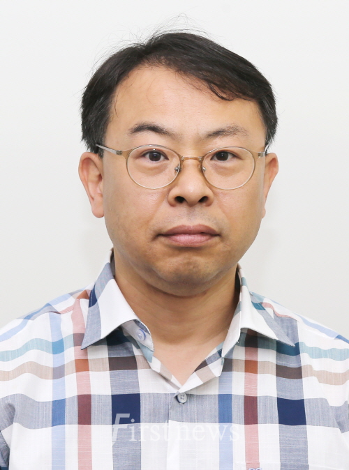 우수 공무원 선발(우수상 박승배 계장)