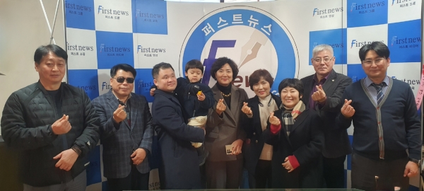 사진 :