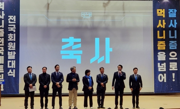 사진 :