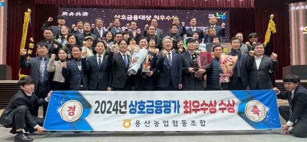 사진 :