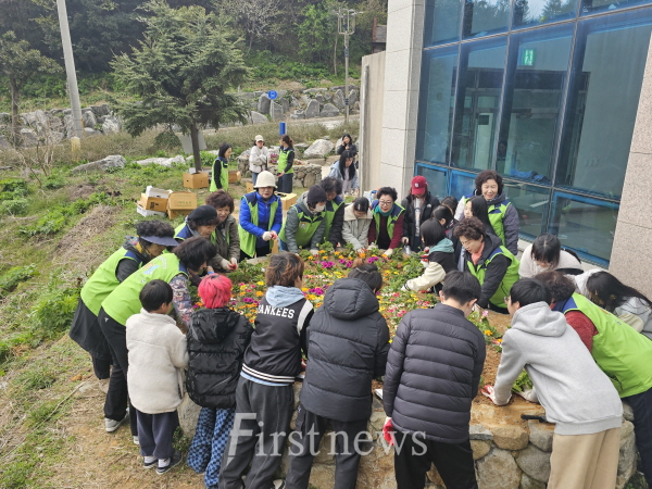 울릉군청소년센터 자원봉사캠프