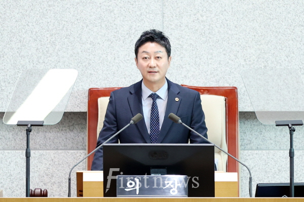 김진경 의장, 제387회 정례회 개회...“마지막 행감 및 새해 예산안 심의, 끝까지 책임지는 의정” 당부