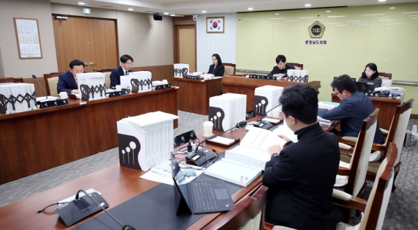 12일 열린 충남도의회 기경위 행정사무감사 장면.(사진=충남도의회)
