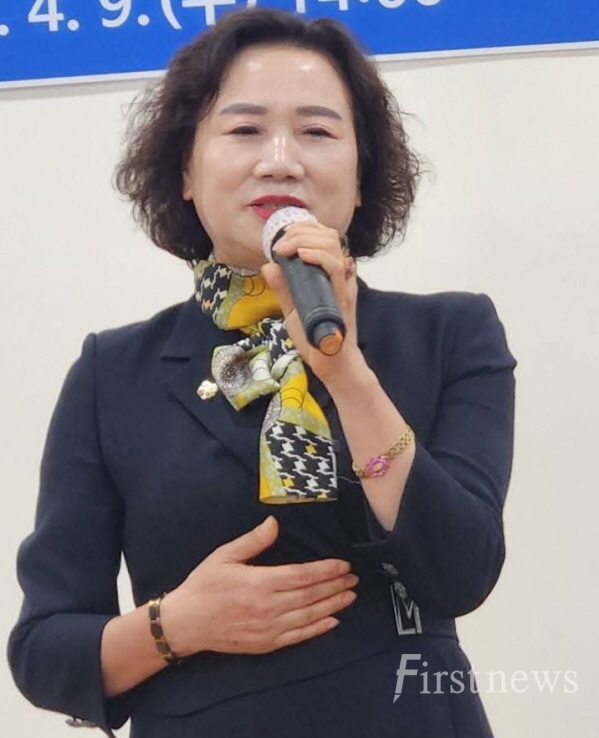 장영희 박사. 전국최초 새마을 여성 전 지회장