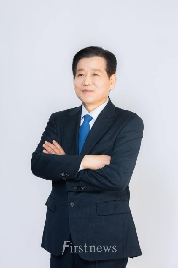 김신 완도군수 출마예정자