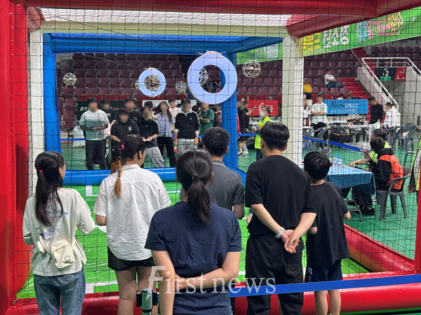 안양시 2025년 제22회 안양스마T움 축제 과학기술정보통신부 장관배 드론 축구 대회 모습