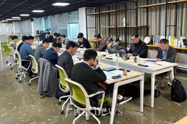 나주시가 지난 18일 소부장특화단지 지정 세부계획 수립을 위한 기획위원회를 개최